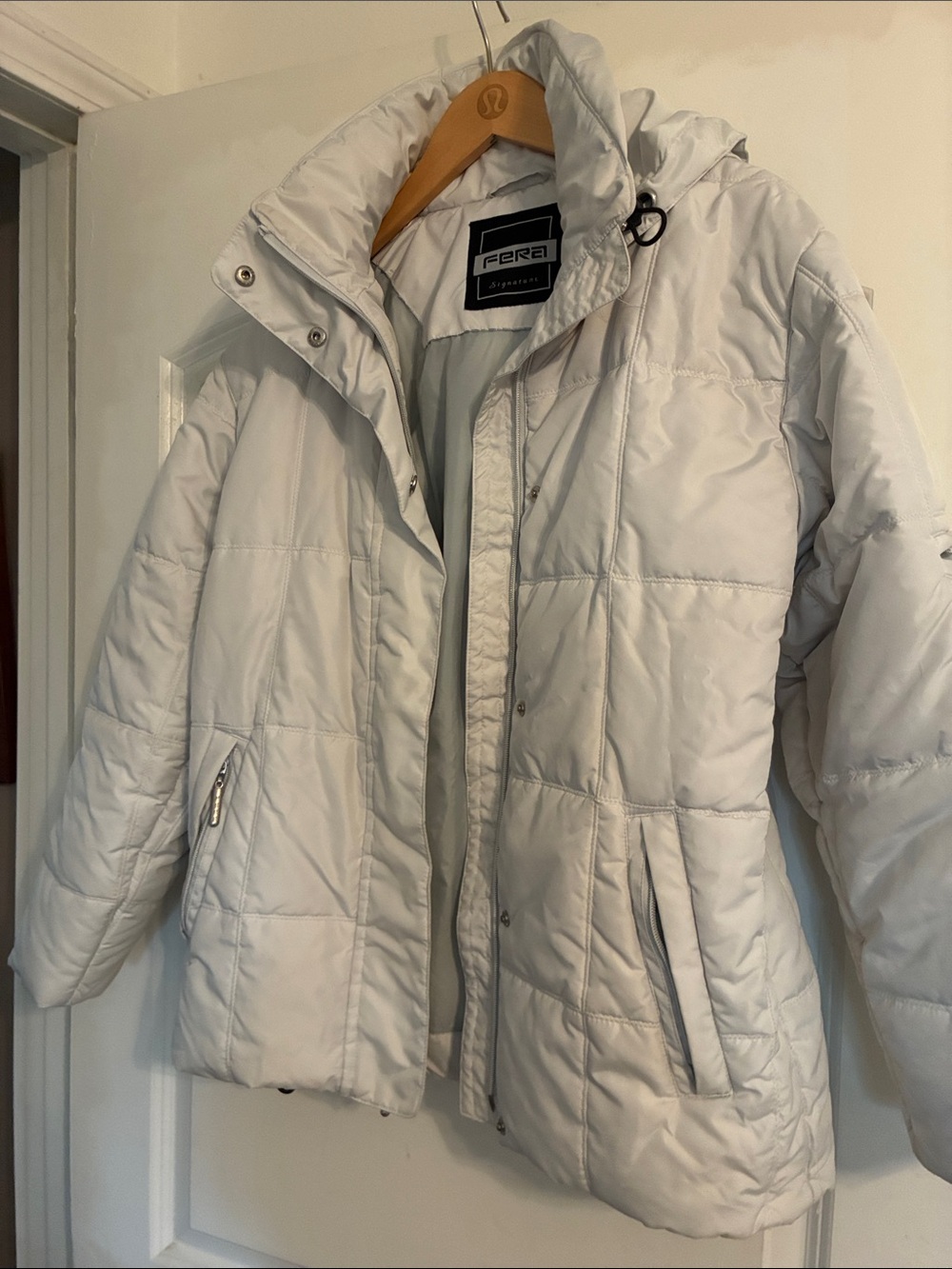 FERA Women's White Quilted Puffer Jacket - S(?)